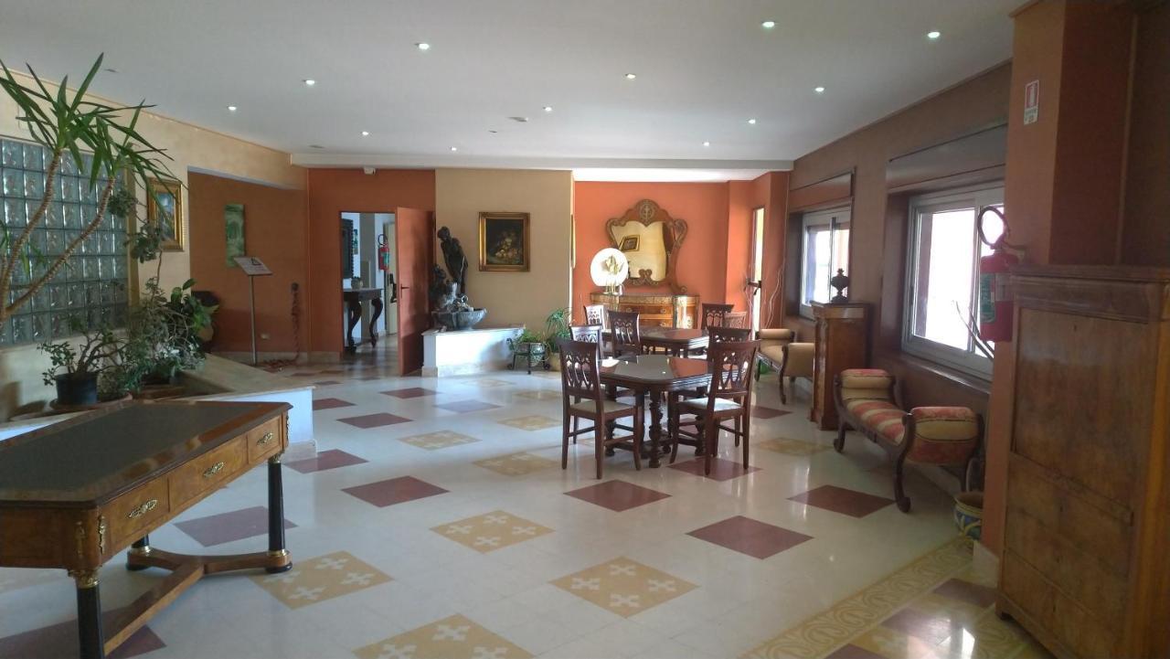 Tk Hotel - Ex Ares San Giovanni La Punta Kültér fotó