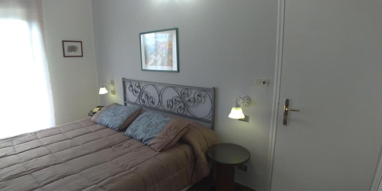Tk Hotel - Ex Ares San Giovanni La Punta Kültér fotó