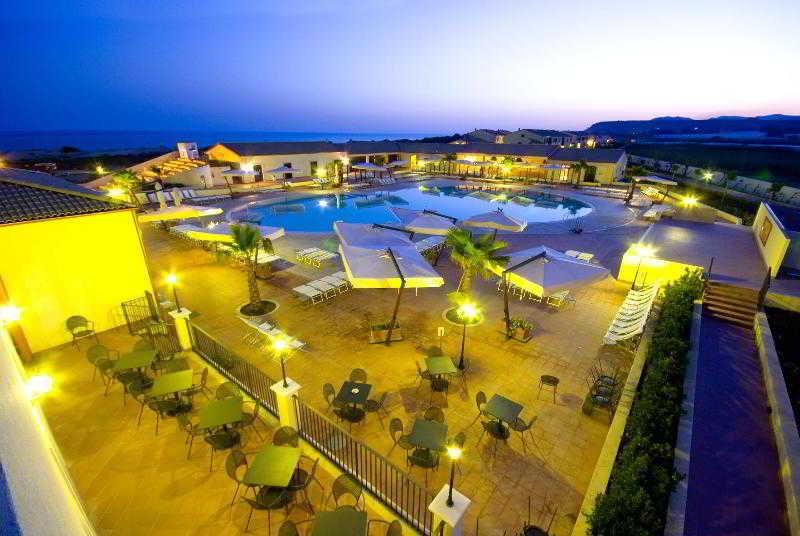Tk Hotel - Ex Ares San Giovanni La Punta Kültér fotó